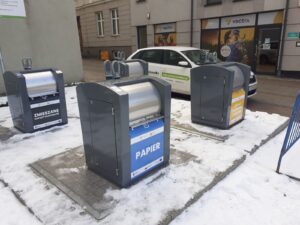 podziemne smietniki, smietniki podziemne, pojemniki polpodziemne