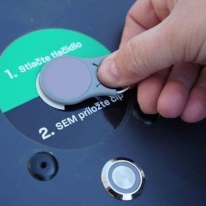 Kontrola dostępu do pojemników na śmieci